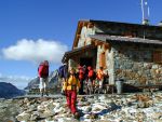 Ferragosto fra la neve, le vipere e le Grolle d'Oro, Agosto